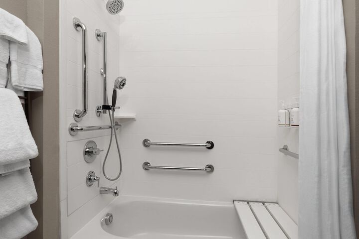 La Quinta Inn & Suites by Wyndham Athens I-65