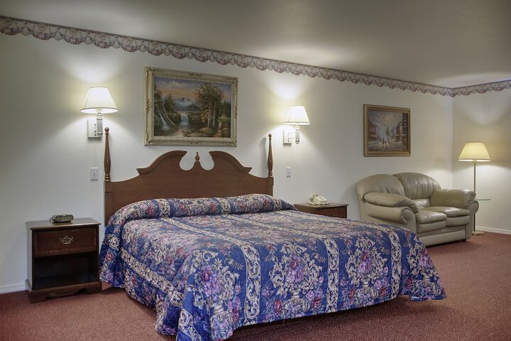 Room 9 of 22