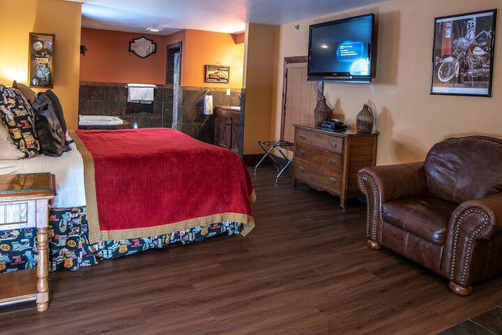 Room 44 of 216