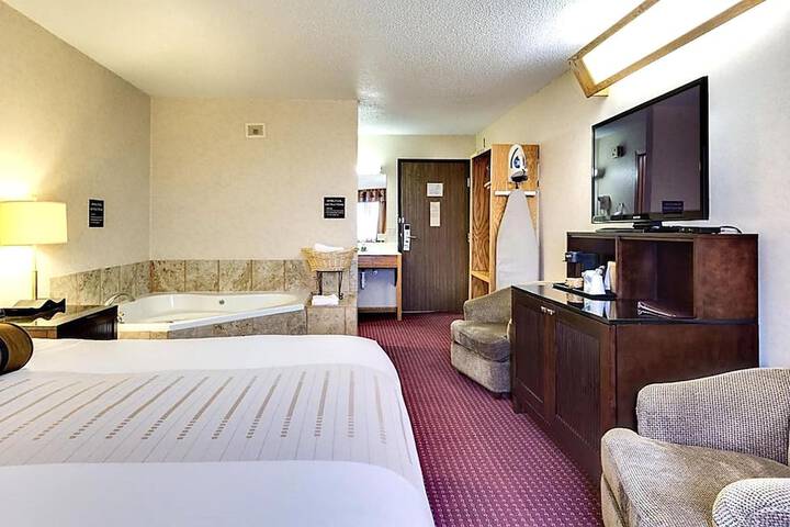 Fireside Inn and Suites