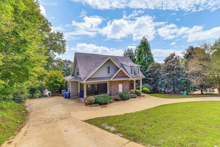 Waterfront Sherrills Ford Home w / Pool & Boat Dock