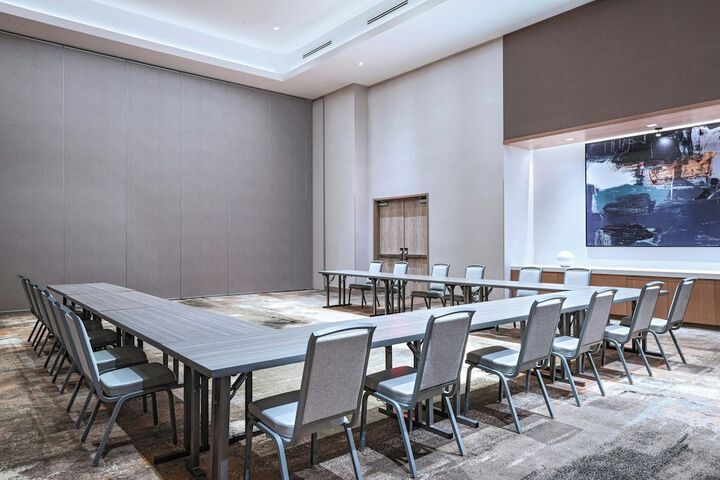 AC Hotel by Marriott Waco Downtown