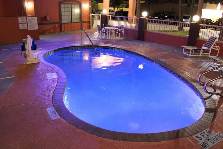 Pool 9 of 39