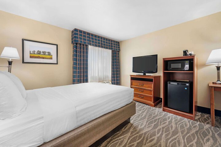 Room 20 of 38