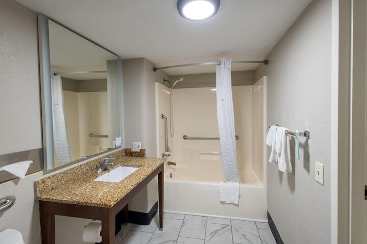 Days Inn by Wyndham Port Charlotte / Punta Gorda
