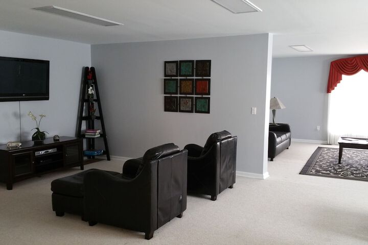 Room 16 of 36