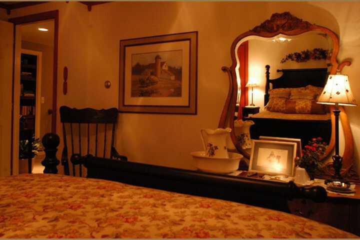 Room 33 of 62
