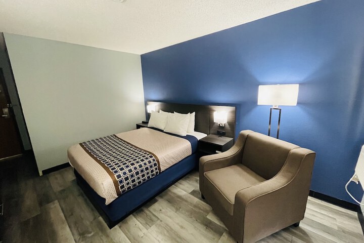 Room 20 of 43