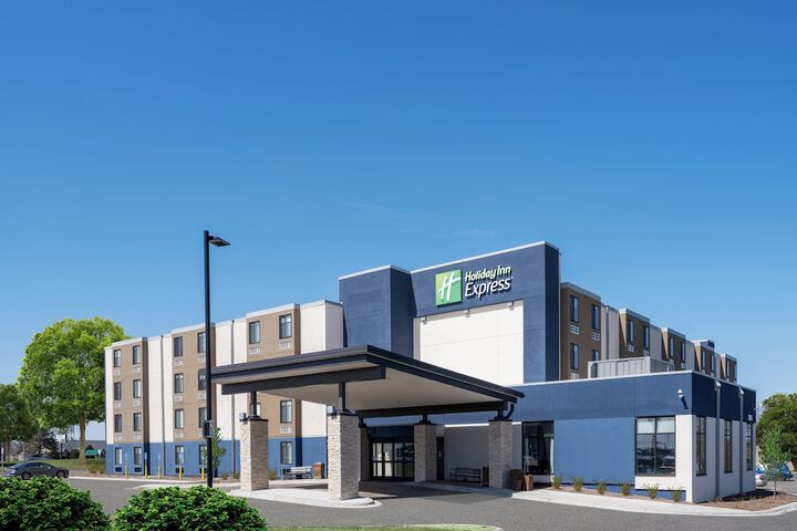 Holiday Inn Express Minneapolis West Plymouth by IHG