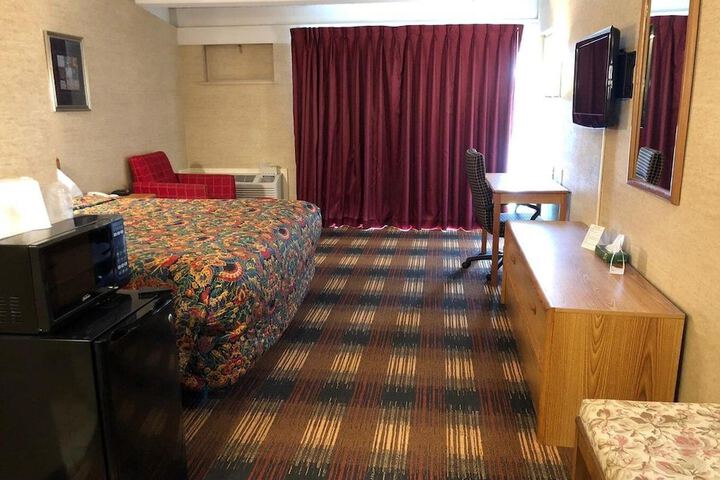 Red Carpet Inn North Syracuse