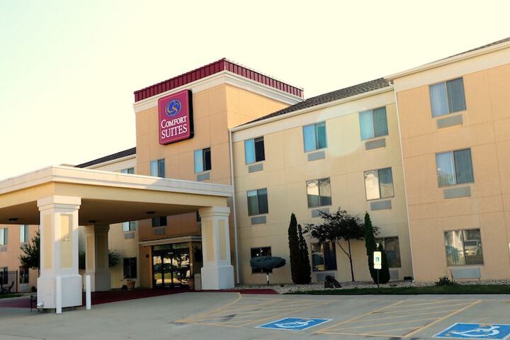 Hotel 6 of 41