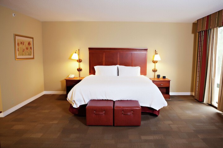 Room 30 of 49