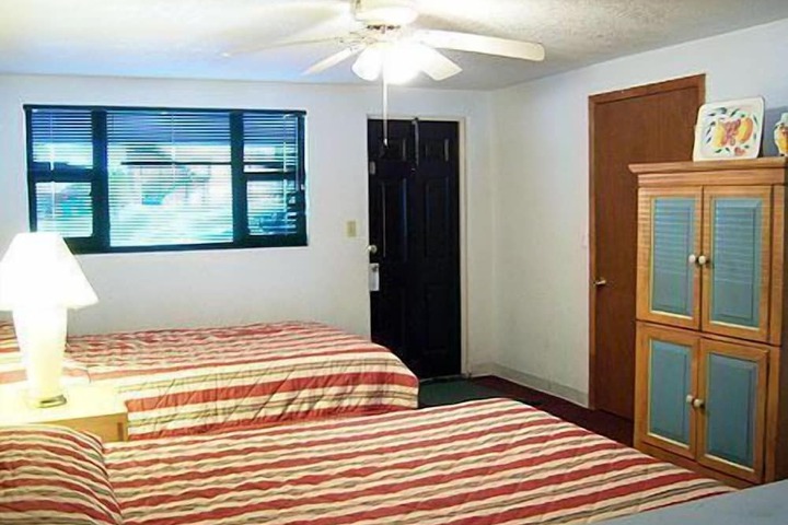 Room 22 of 40