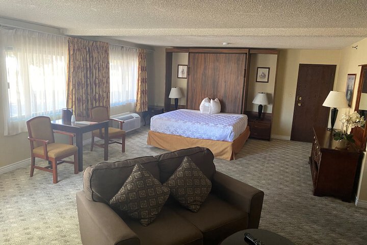 Room 62 of 81