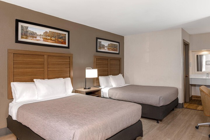 Quality Inn South Hill I-85