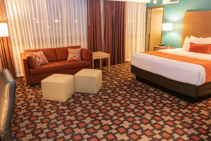 Room 14 of 46