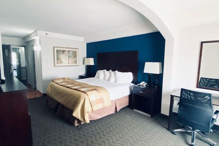 Room 48 of 72