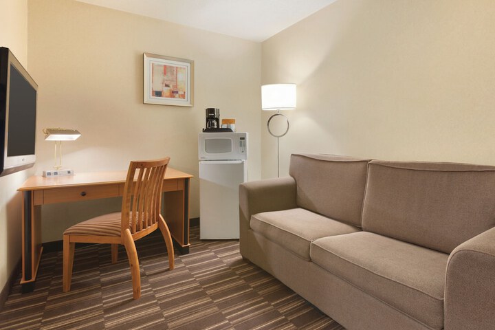 Room 19 of 42
