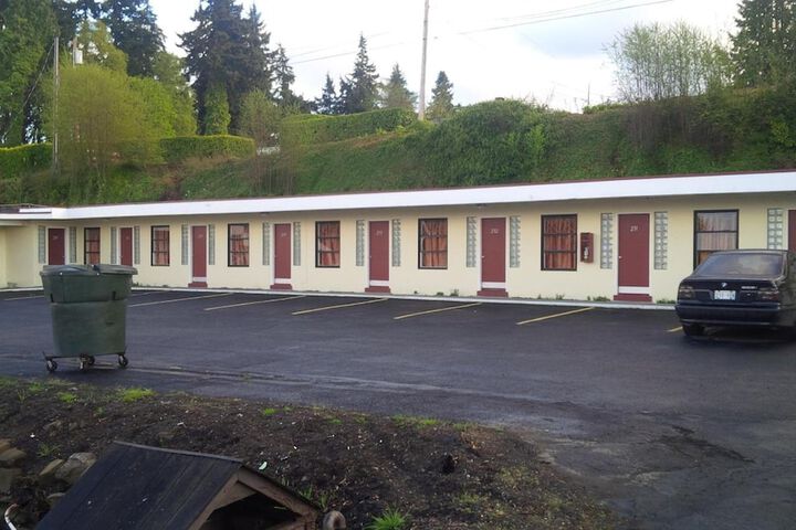Holiday Lodge