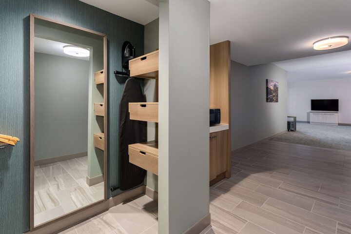 Room 20 of 31