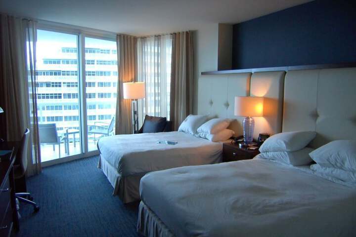 Room 17 of 44
