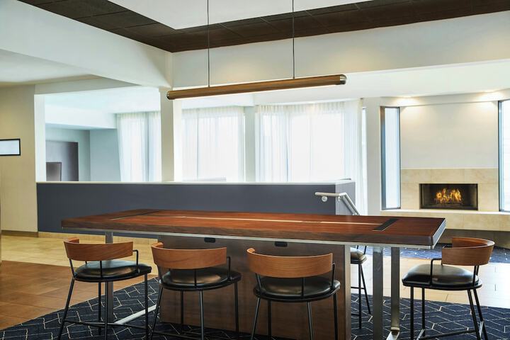 Courtyard by Marriott St. Louis Westport Plaza