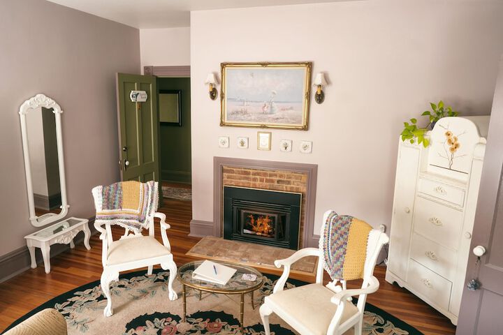 Room 36 of 60