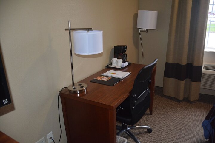 Room 10 of 26