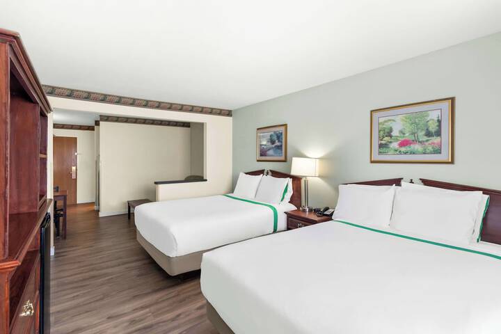 Room 21 of 36