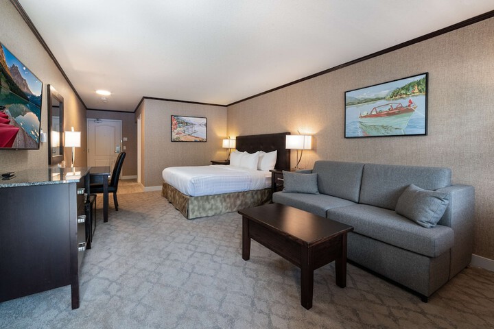 Room 65 of 158