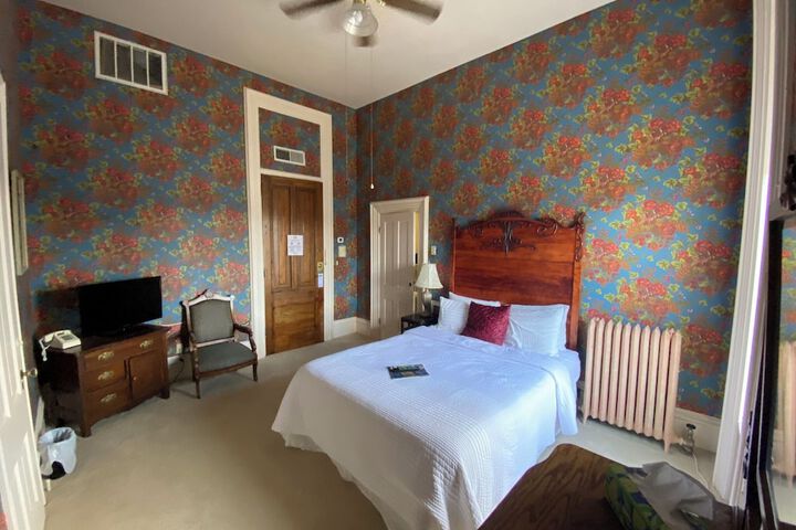 Room 25 of 75