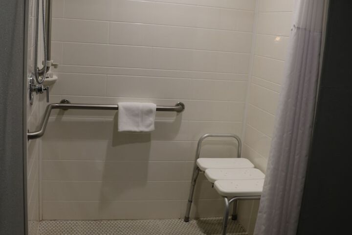 Room 42 of 53
