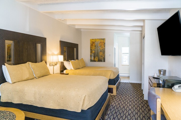 Room 20 of 32