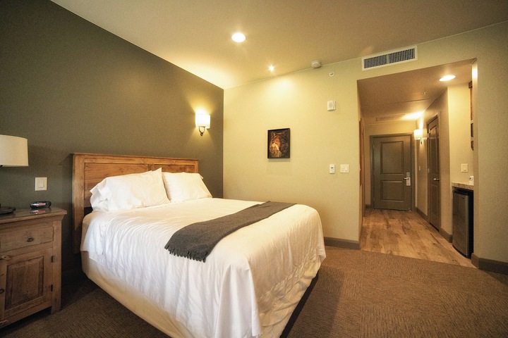 Room 40 of 52