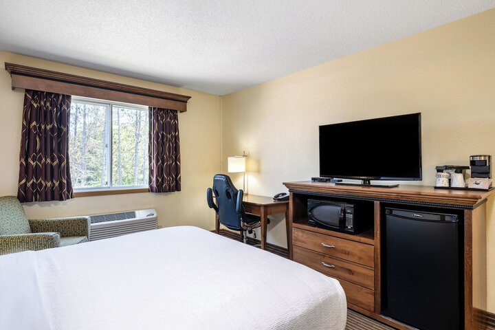 Room 34 of 44