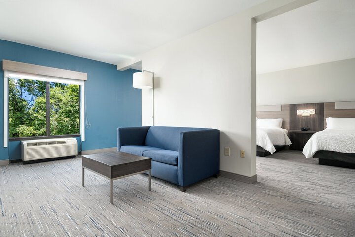 Room 33 of 57