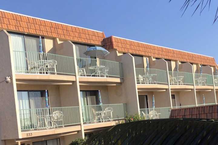 Moonlight Beach Motel