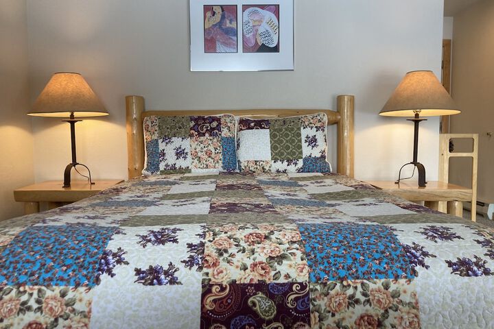 Room 151 of 210
