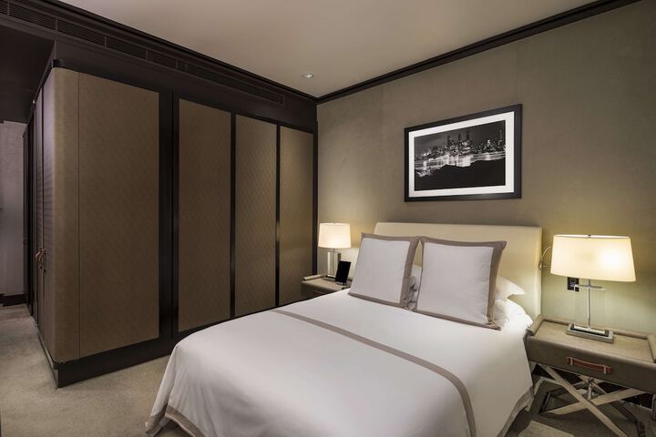 Room 12 of 70