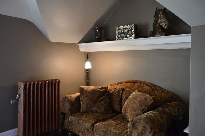 Room 18 of 35