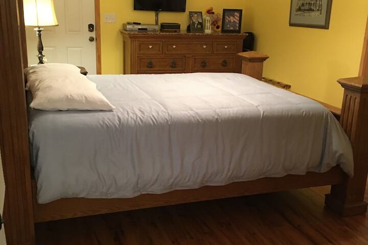 Room 12 of 13