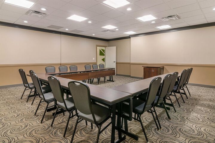 Best Western Plus Waltham Boston