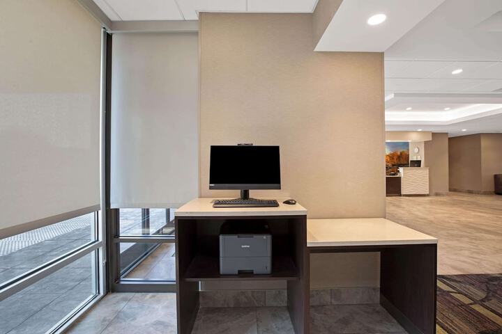 La Quinta Inn & Suites by Wyndham Rancho Cordova Sacramento