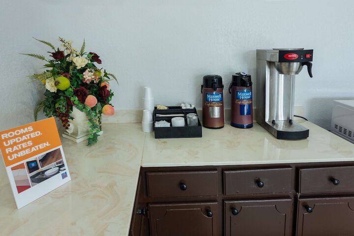 Breakfast/Coffee Service 26 of 26