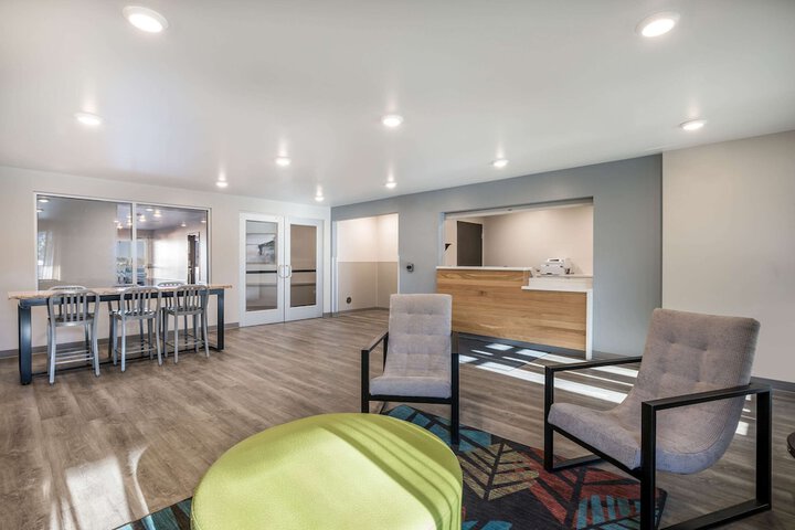 WoodSpring Suites Gurnee - Chicago