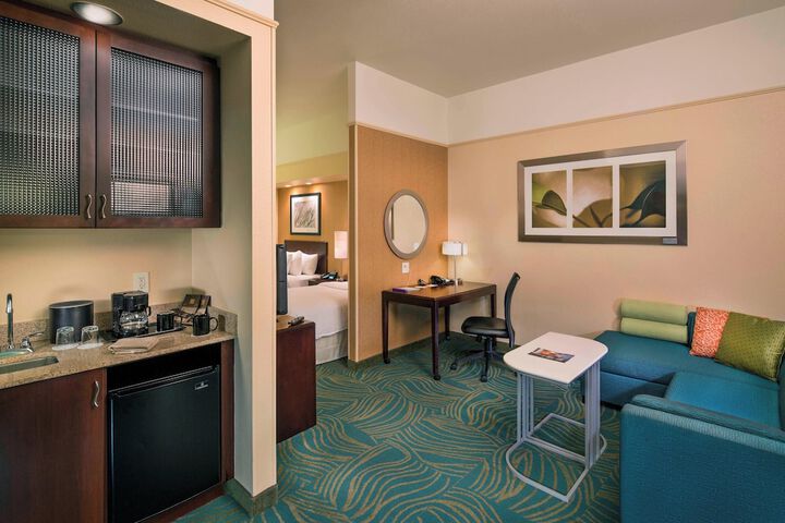 Room 11 of 15