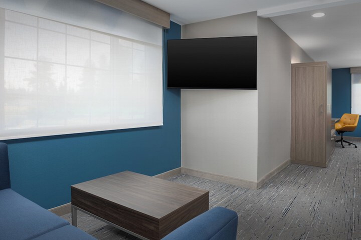 Room 37 of 51