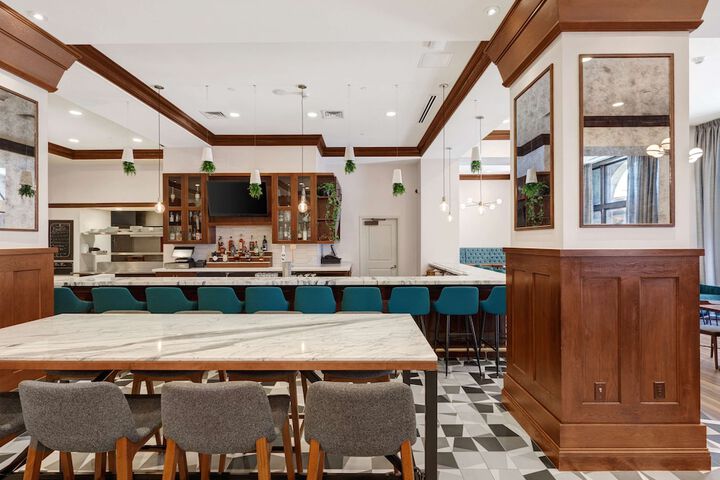 Hilton Garden Inn Milwaukee Downtown
