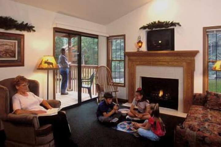 Room 4 of 15