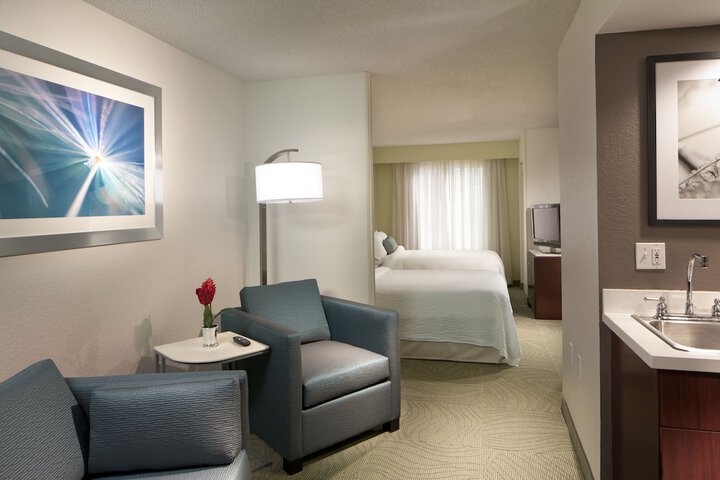 Room 14 of 36